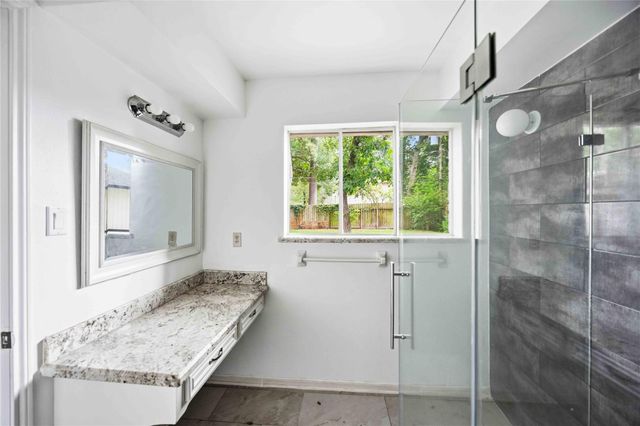5931 Foresthaven Drive, Houston, TX 77066