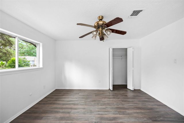 5931 Foresthaven Drive, Houston, TX 77066