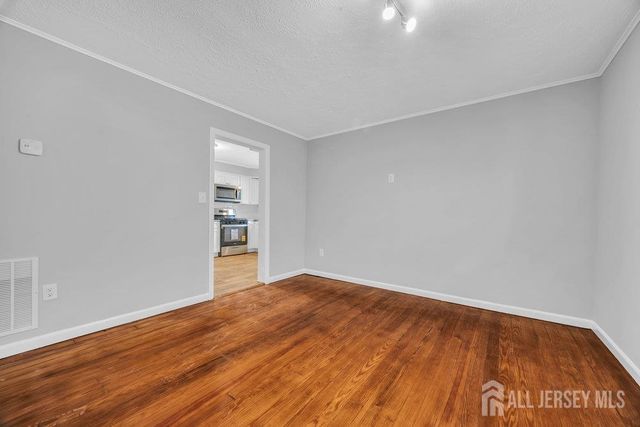 49 Comstock Street, New Brunswick, NJ 08901