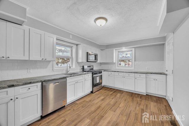 49 Comstock Street, New Brunswick, NJ 08901