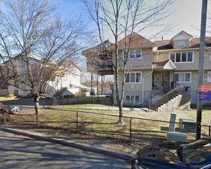 101 Park Lane, Monsey, NY 10952
