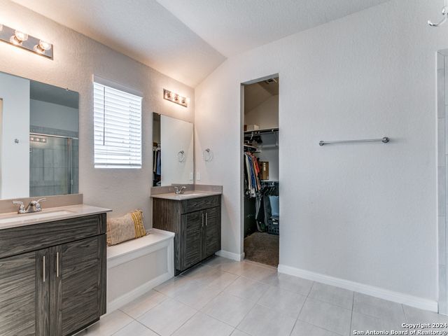 15066 PALM DESERT CT, San Antonio, TX 78217