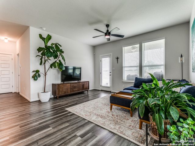 15066 PALM DESERT CT, San Antonio, TX 78217