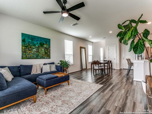 15066 PALM DESERT CT, San Antonio, TX 78217