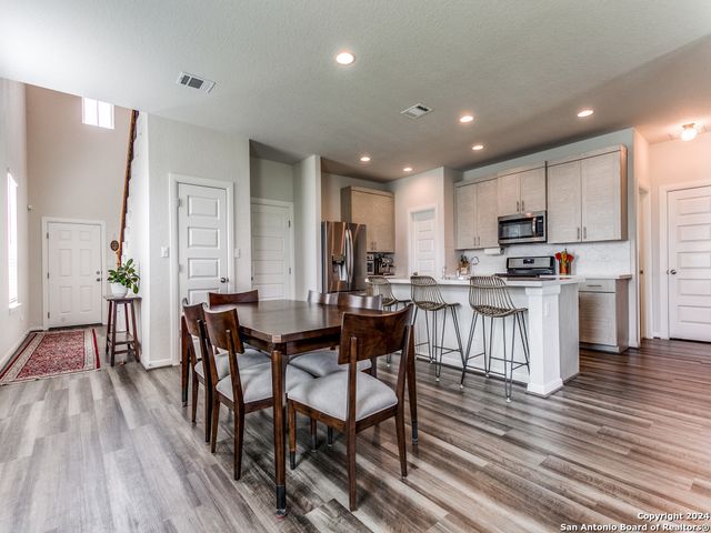 15066 PALM DESERT CT, San Antonio, TX 78217
