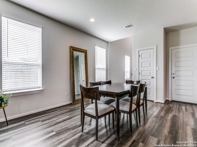 15066 PALM DESERT CT, San Antonio, TX 78217