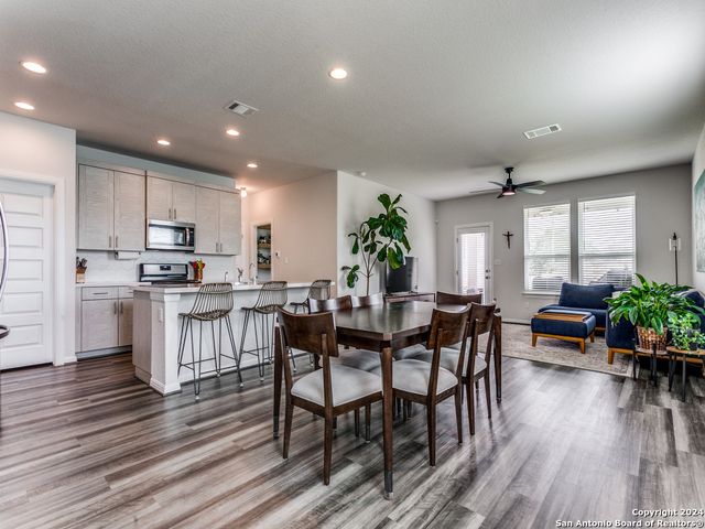 15066 PALM DESERT CT, San Antonio, TX 78217