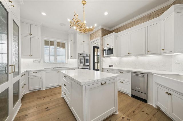 19507 Shores Drive, Galveston, TX 77554