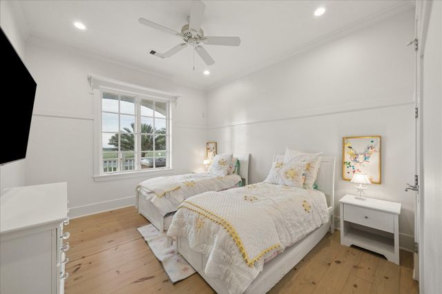 19507 Shores Drive, Galveston, TX 77554