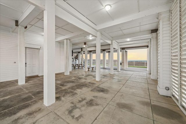 19507 Shores Drive, Galveston, TX 77554