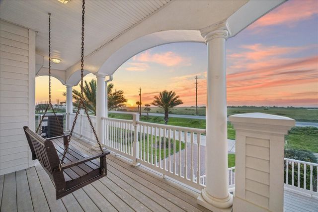 19507 Shores Drive, Galveston, TX 77554