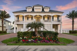 19507 Shores Drive, Galveston, TX 77554