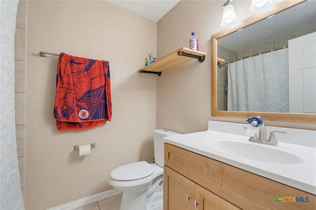 902 Lynn Lane, Copperas Cove, TX 76522