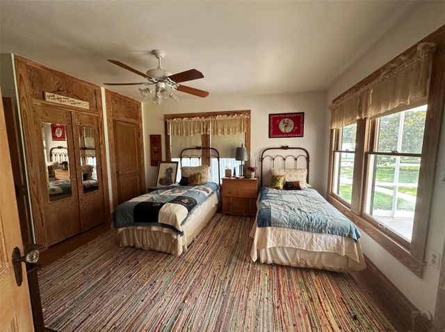 1325 Stalmach Road, New Ulm, TX 78950