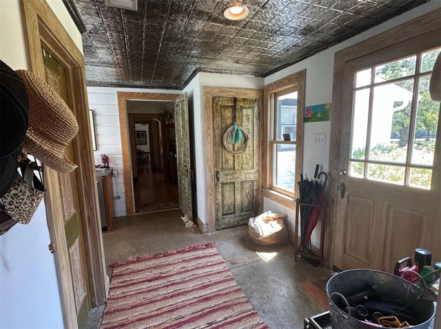 1325 Stalmach Road, New Ulm, TX 78950