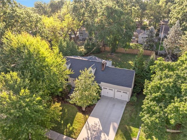 2801 W 71st Street, Prairie Village, KS 66208