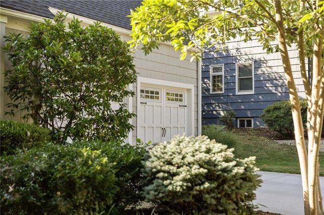 2801 W 71st Street, Prairie Village, KS 66208