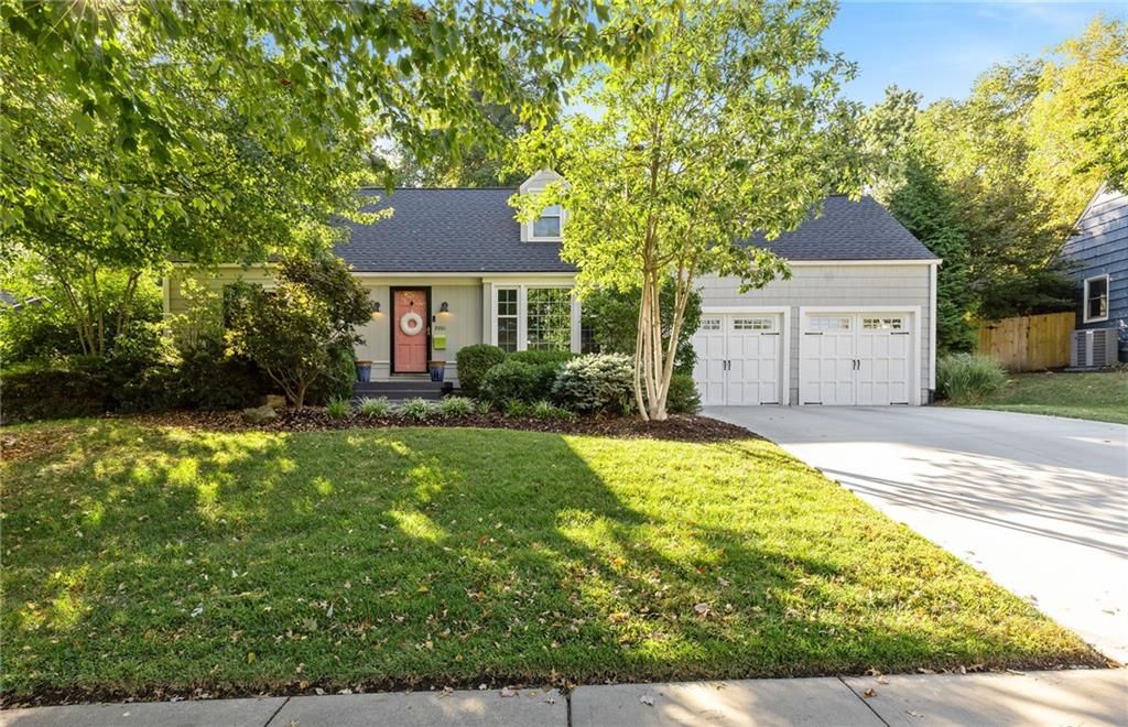 2801 W 71st Street, Prairie Village, KS 66208