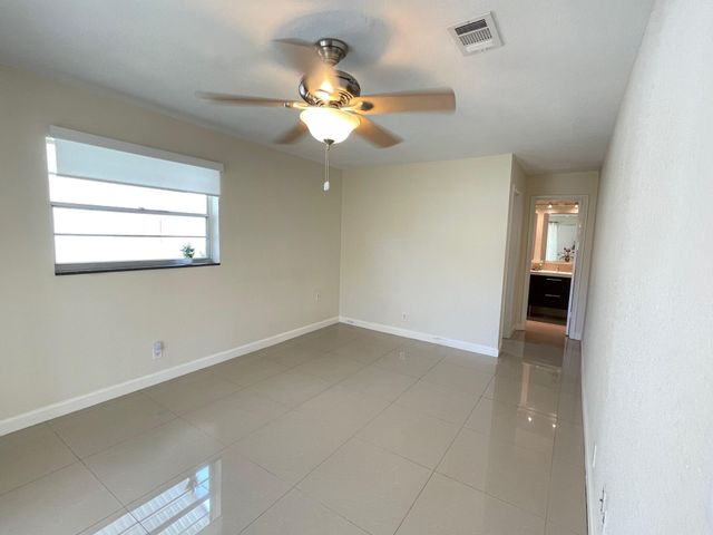 1304 SW 15th Street, Boynton Beach, FL 33426