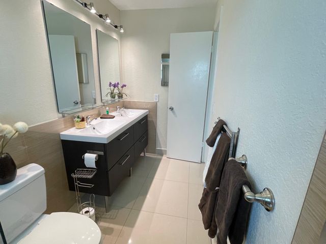 1304 SW 15th Street, Boynton Beach, FL 33426