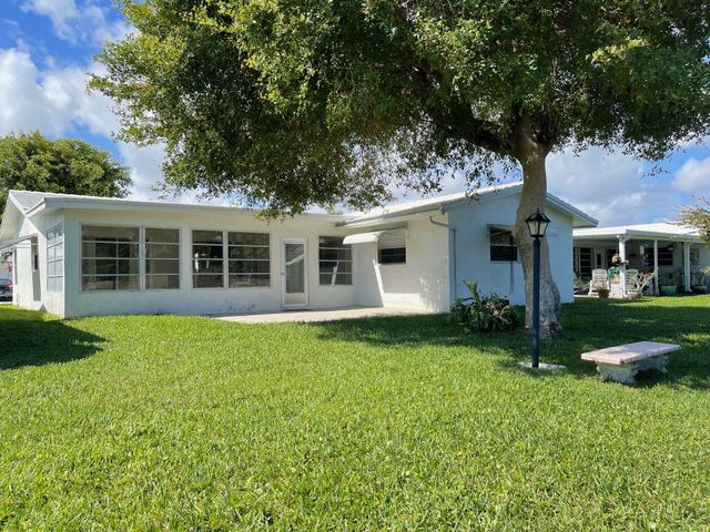 1304 SW 15th Street, Boynton Beach, FL 33426