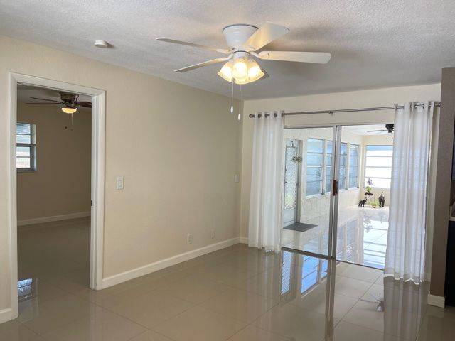1304 SW 15th Street, Boynton Beach, FL 33426