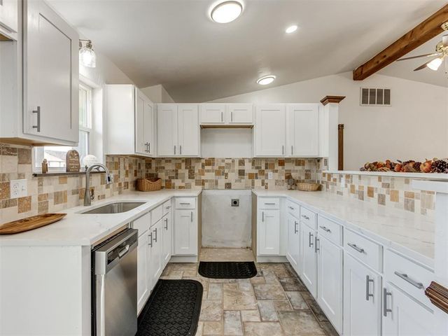 6613 Edgebrook Road, Oklahoma City, OK 73132