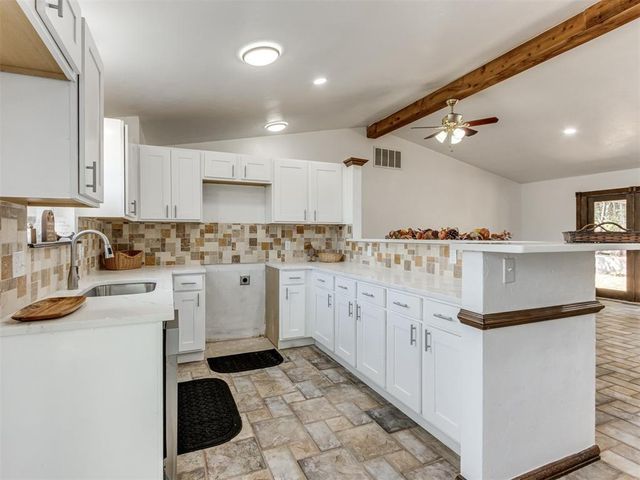 6613 Edgebrook Road, Oklahoma City, OK 73132
