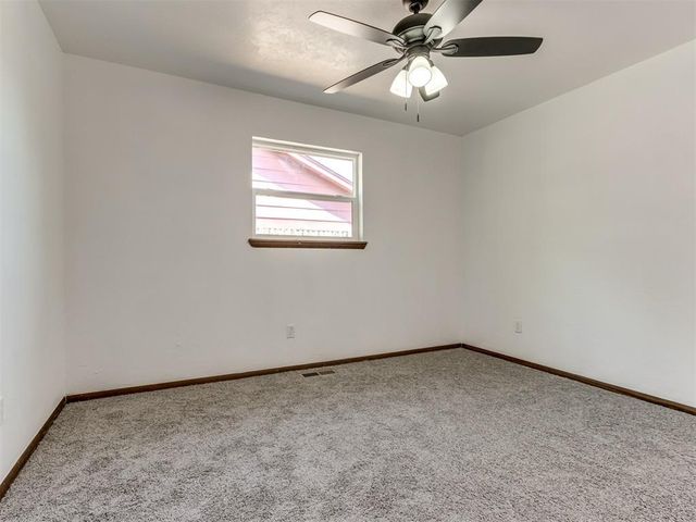 6613 Edgebrook Road, Oklahoma City, OK 73132