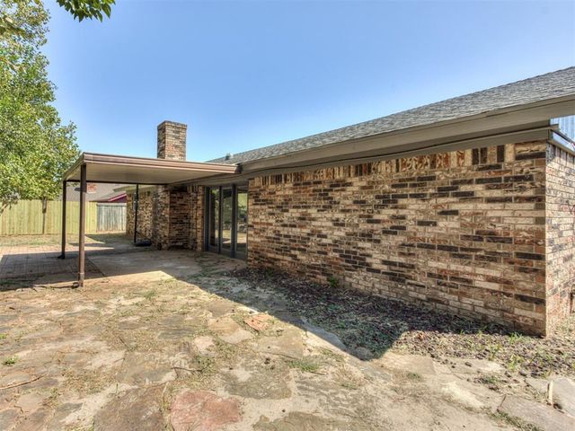 6613 Edgebrook Road, Oklahoma City, OK 73132