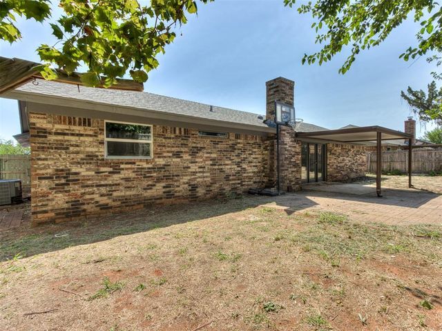 6613 Edgebrook Road, Oklahoma City, OK 73132