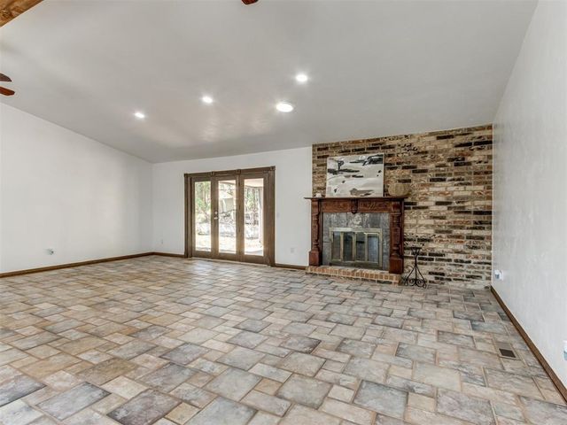 6613 Edgebrook Road, Oklahoma City, OK 73132
