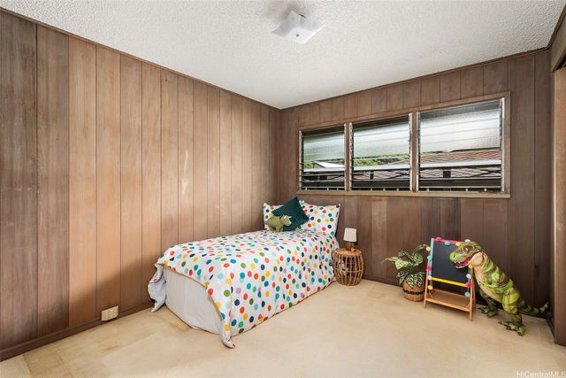 4758 Likini Street, Honolulu, HI 96818