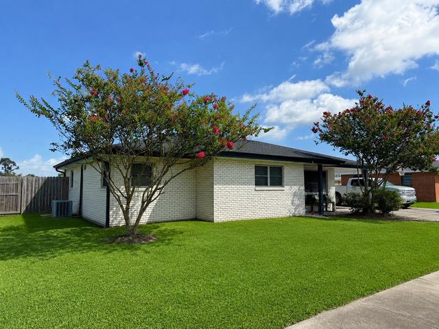 114 Bellaire Drive, Houma, LA 70360