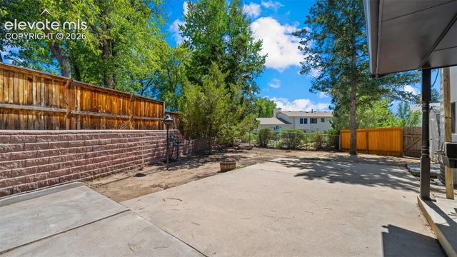 1585 Babcock Road, Colorado Springs, CO 80915