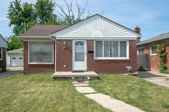 16821 E 8 Mile Road, Eastpointe, MI 48021