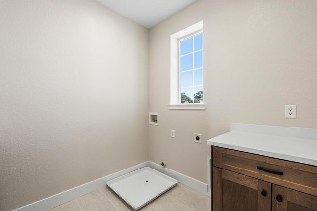 3623 Black Sage St, Folsom, CA 95630