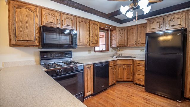 353 Madison Avenue, Leechburg Boro, PA 15656