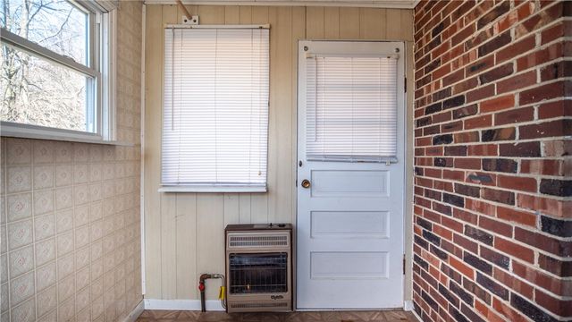 353 Madison Avenue, Leechburg Boro, PA 15656