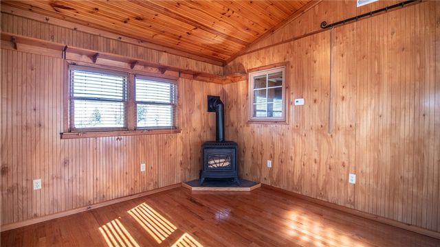 353 Madison Avenue, Leechburg Boro, PA 15656
