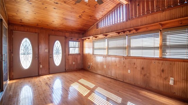 353 Madison Avenue, Leechburg Boro, PA 15656