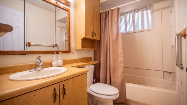 353 Madison Avenue, Leechburg Boro, PA 15656