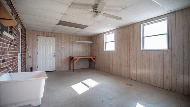 353 Madison Avenue, Leechburg Boro, PA 15656