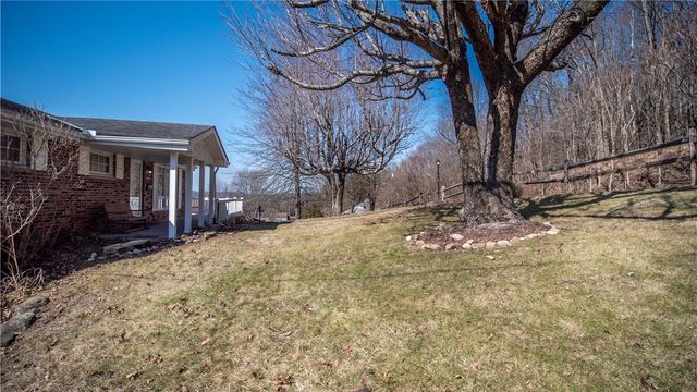 353 Madison Avenue, Leechburg Boro, PA 15656