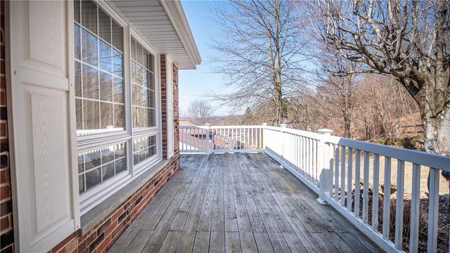 353 Madison Avenue, Leechburg Boro, PA 15656