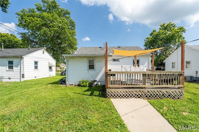 2633 Center Street, Granite City, IL 62040
