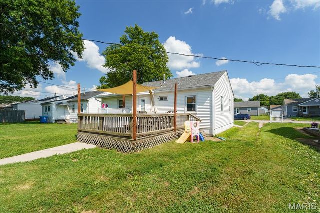 2633 Center Street, Granite City, IL 62040