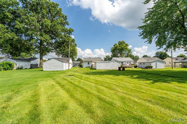 2633 Center Street, Granite City, IL 62040