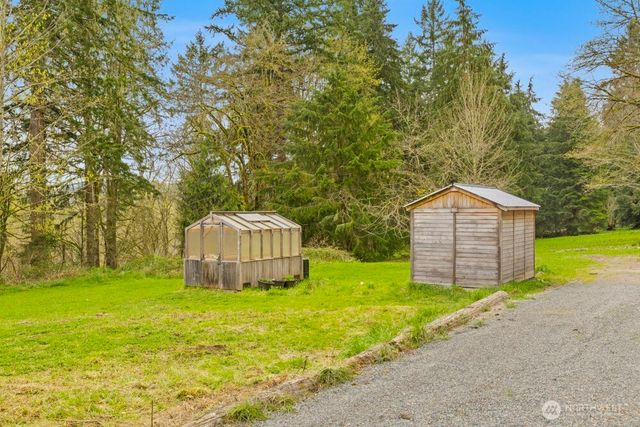 13310 Fettig Road E, Buckley, WA 98321