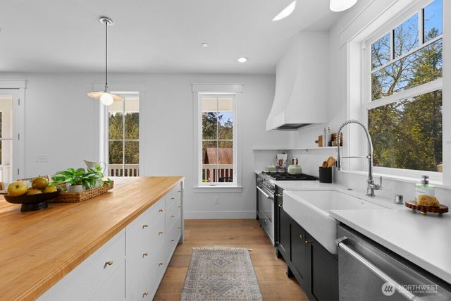 13310 Fettig Road E, Buckley, WA 98321